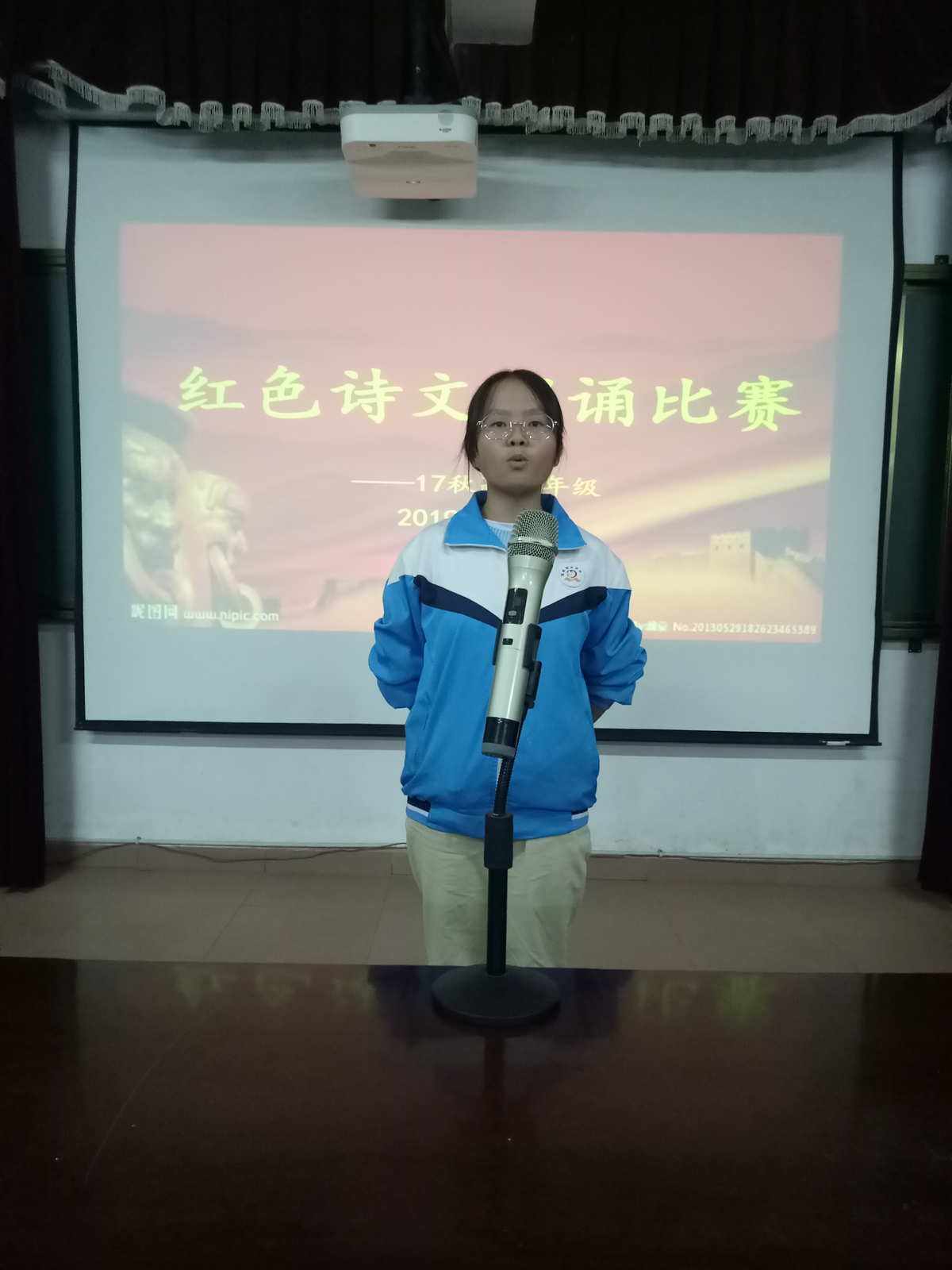 红色经典朗诵(红色经典朗诵稿子) 红色经典朗诵(红色经典朗诵稿子)